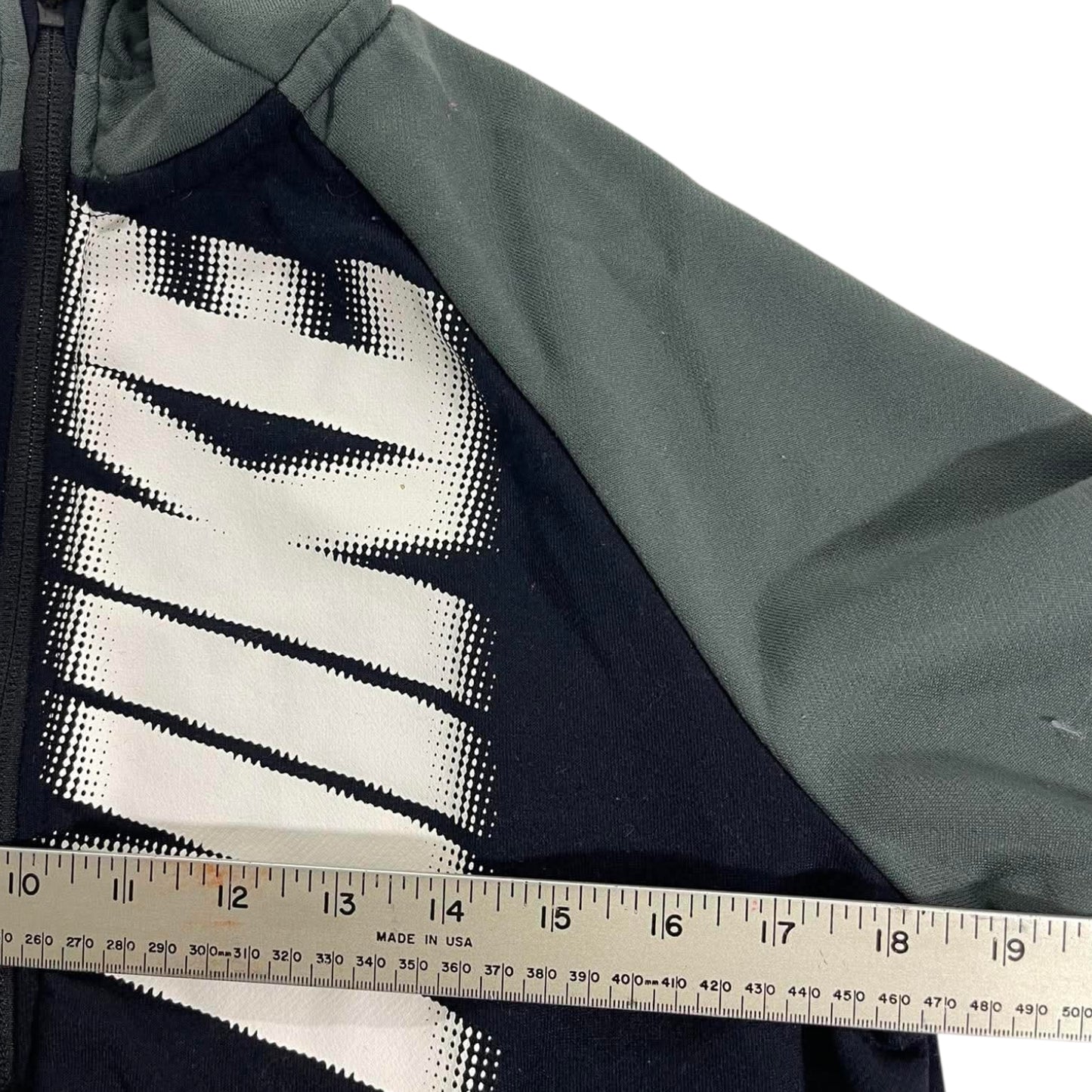 NIKE BLACK & GREY DRI-FIT ZIP UP HOODIE (M)