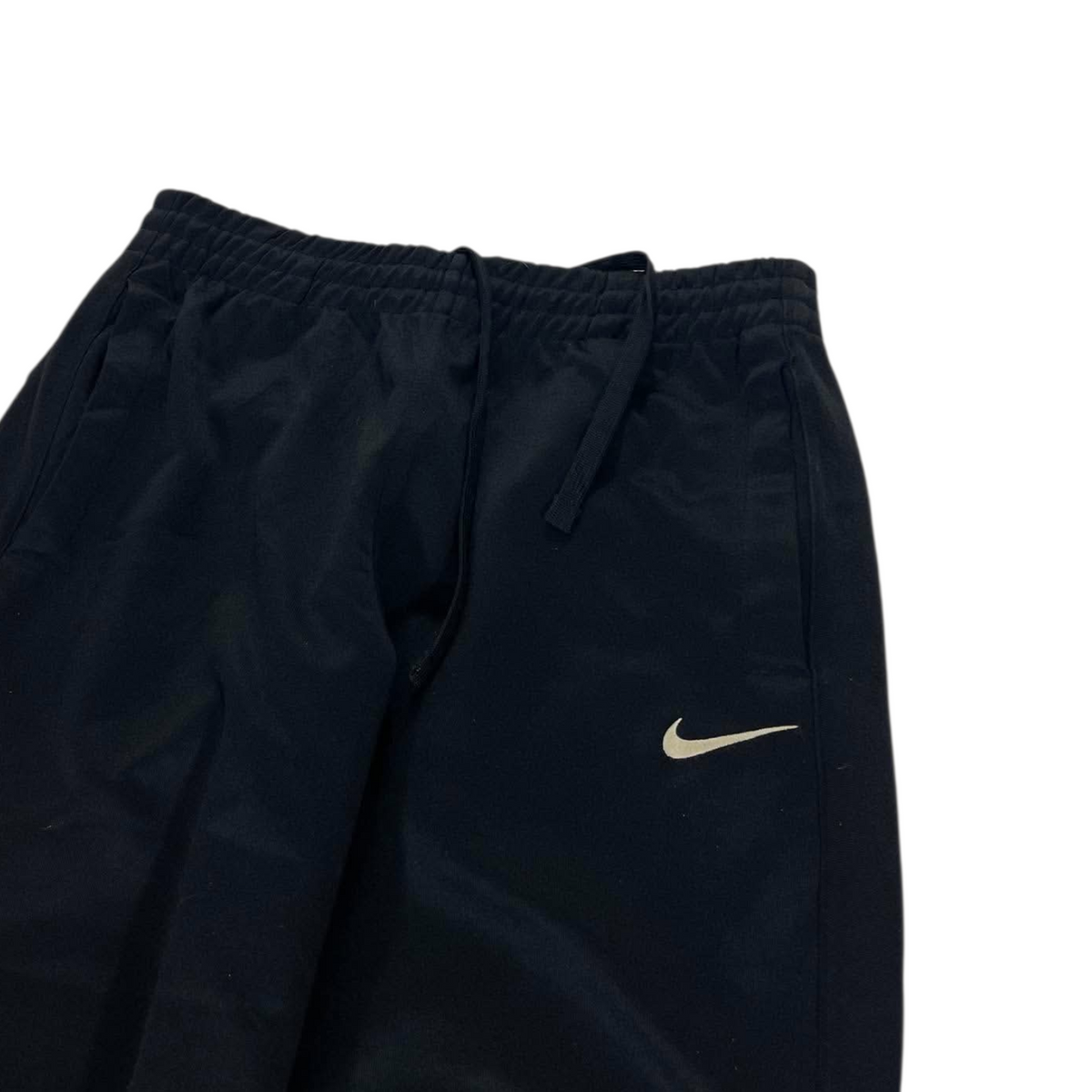 VINTAGE NIKE BLACK TRACK PANTS⁶ (M)