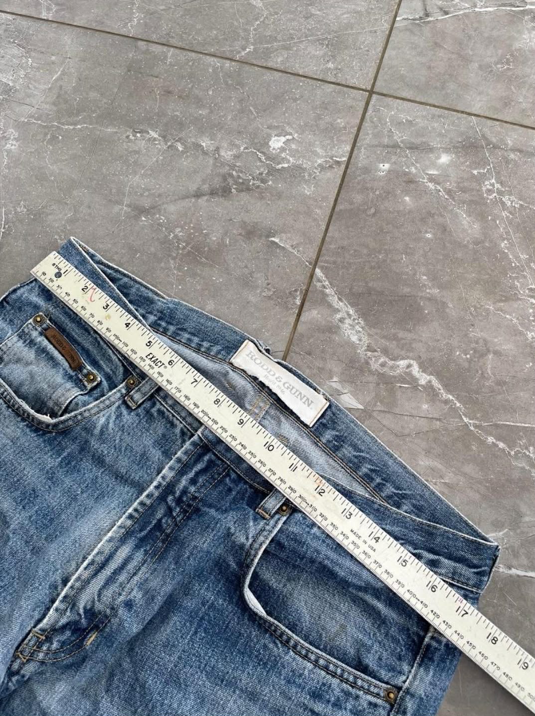 VINTAGE RODD & GUNN DENIM JEANS (34)
