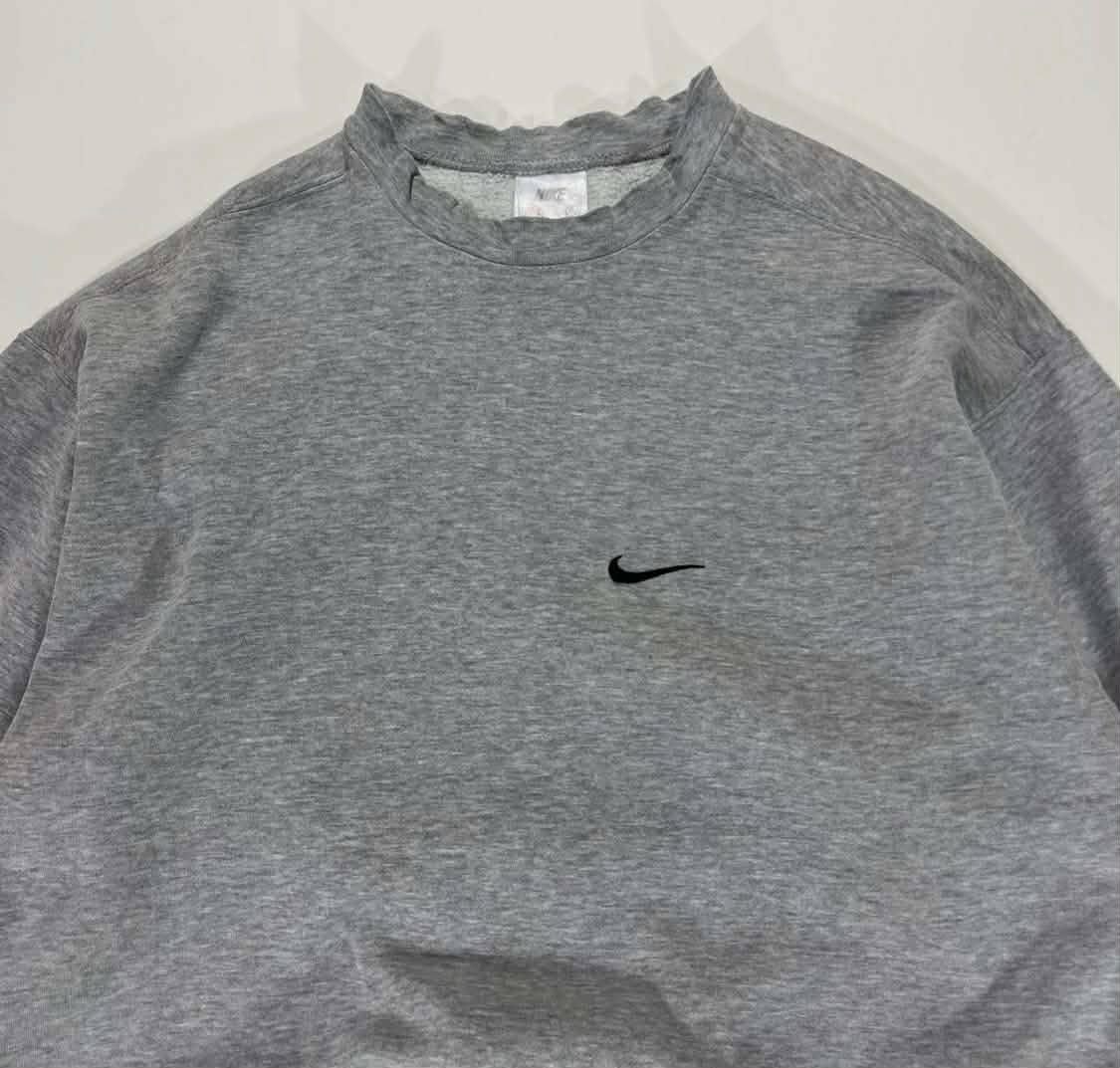 VINTAGE NIKE CREWNECK (L-XL)