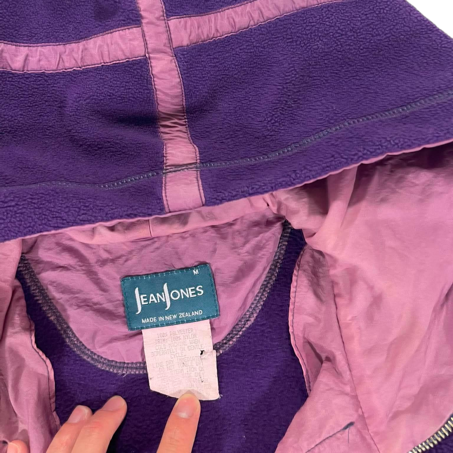 VINTAGE JEAN JONES PURPLE FLEECE QUARTER ZIP HOODIE (L)