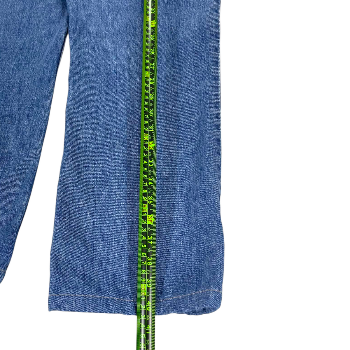 LEVI'S 516 BLUE JEANS (38)