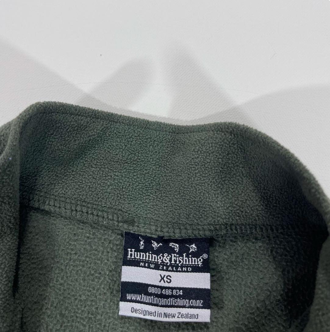 HUNTING & FISHING GREEN QUARTER ZIP FLEECE (M)