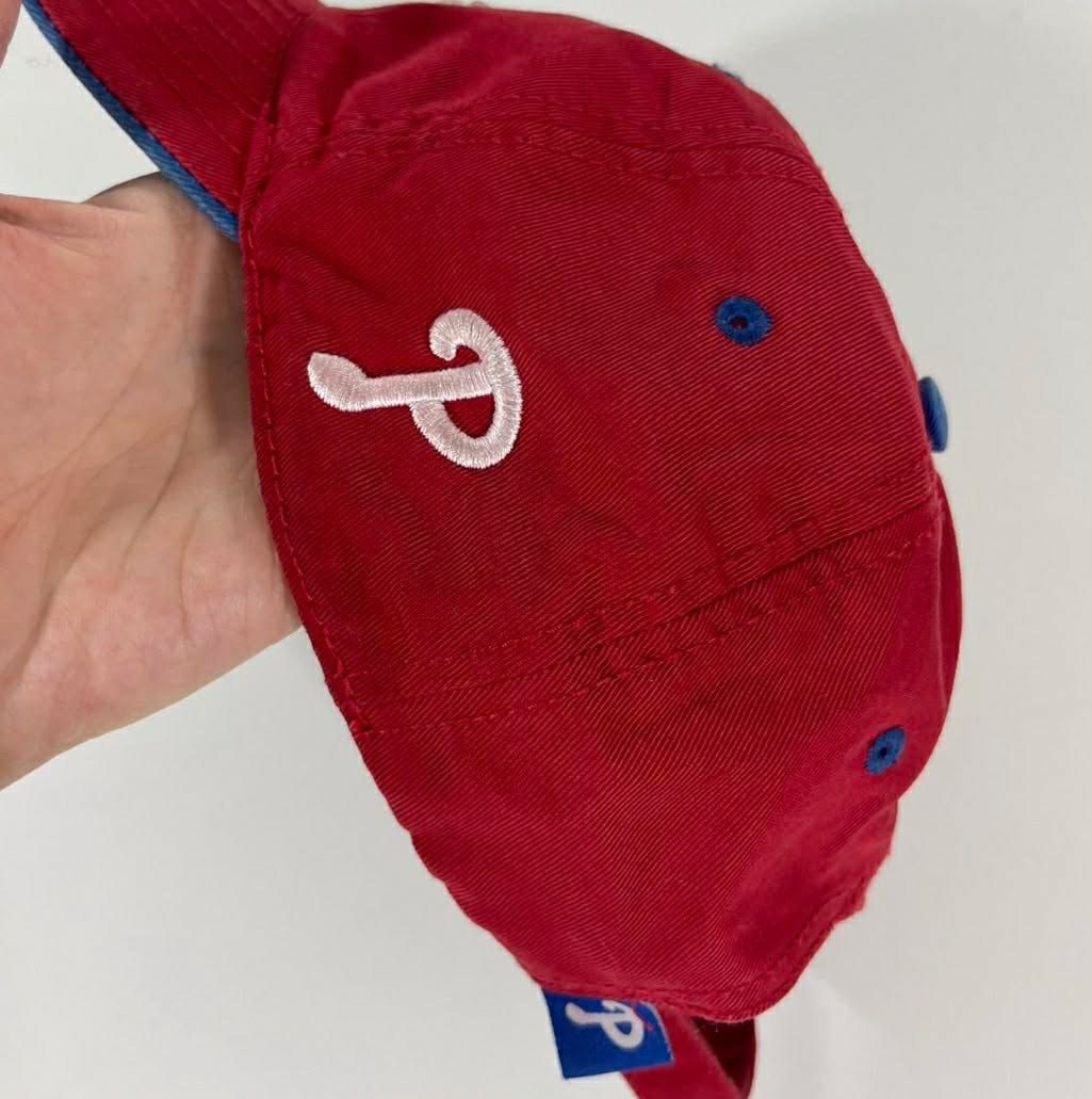VINTAGE RED PHILADELPHIA BASEBALL CAP
