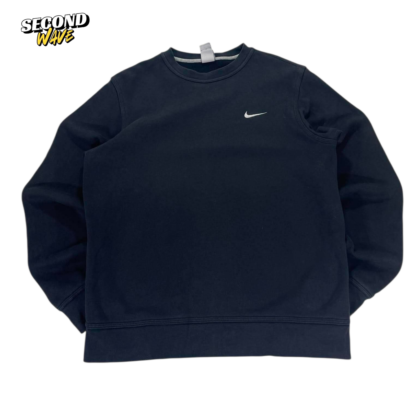 NIKE ESSENTIALS CREWNECK (XL)