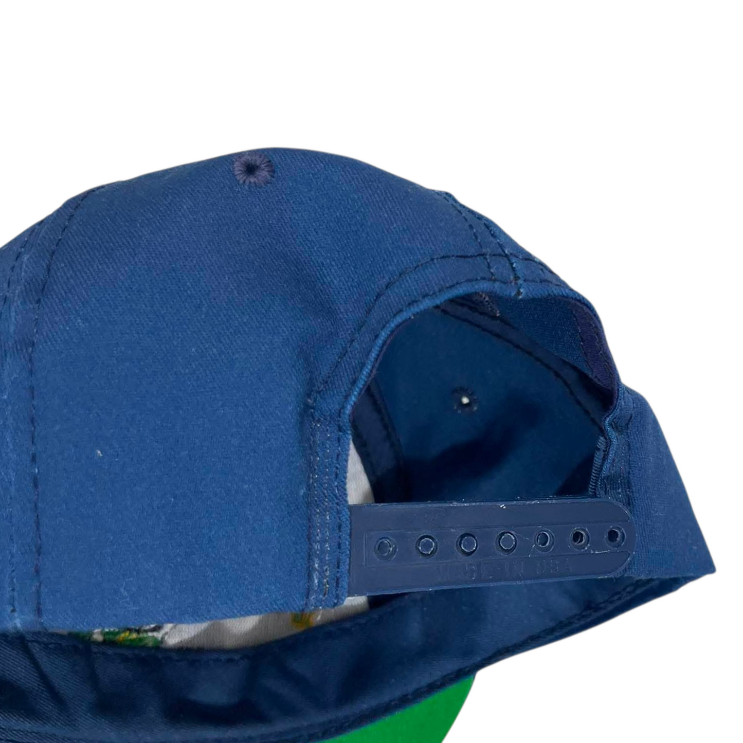 VINTAGE NOTRE DAME FIGHTING IRISH BLUE SNAPBACK HAT (OSFA)