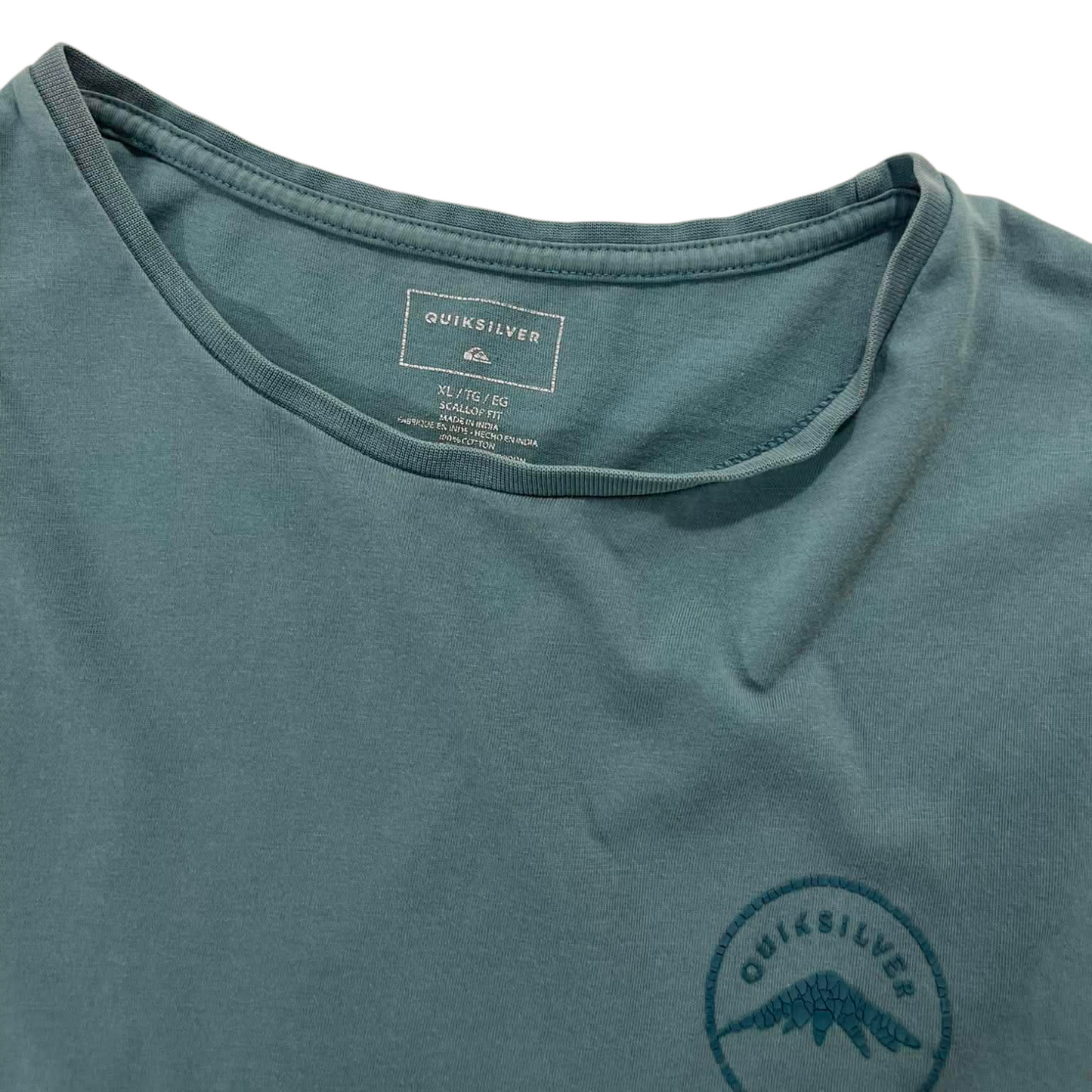 QUIKSILVER TEE (L-XL)