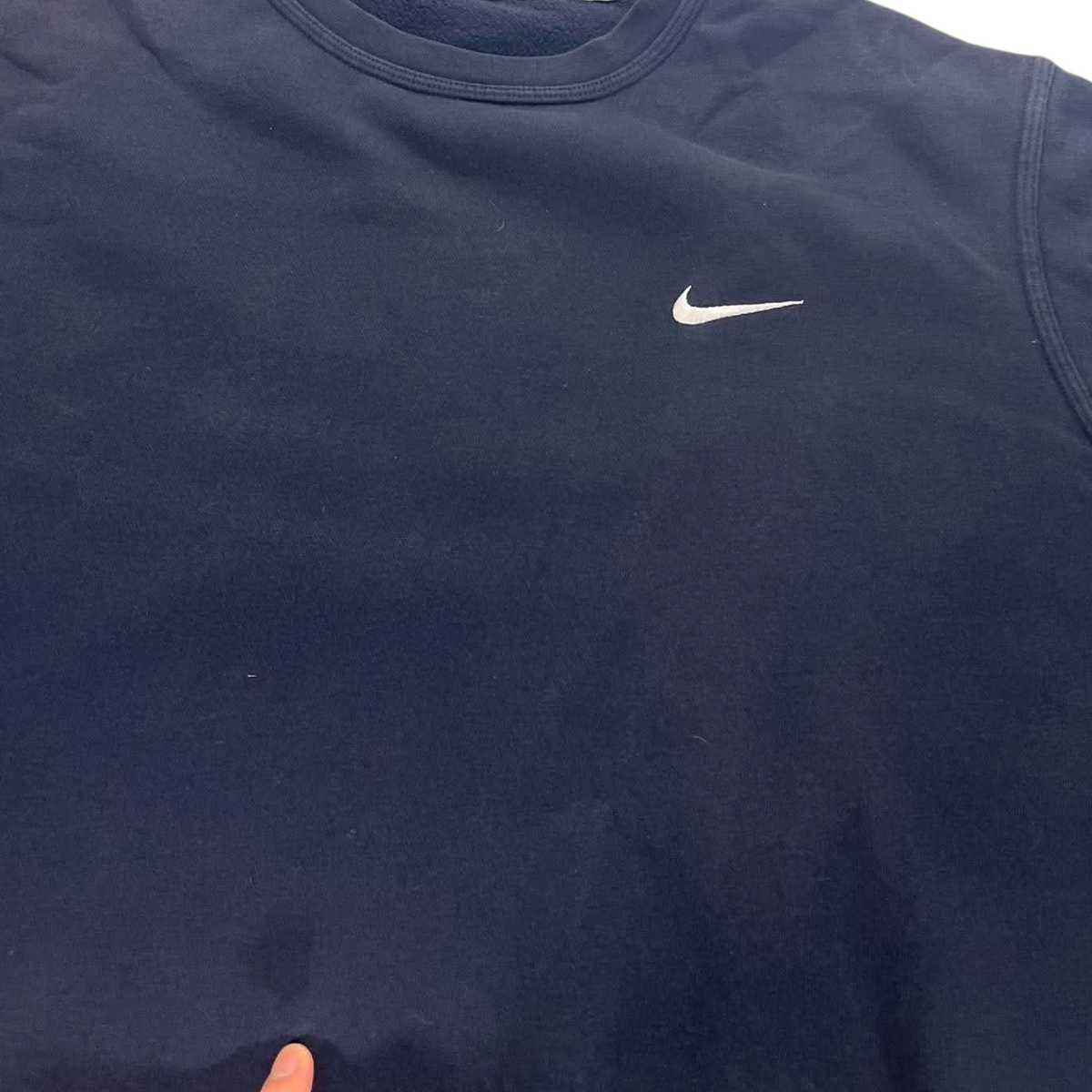 NIKE NAVY BLUE CREWNECK (BEST FIT L - XL)
