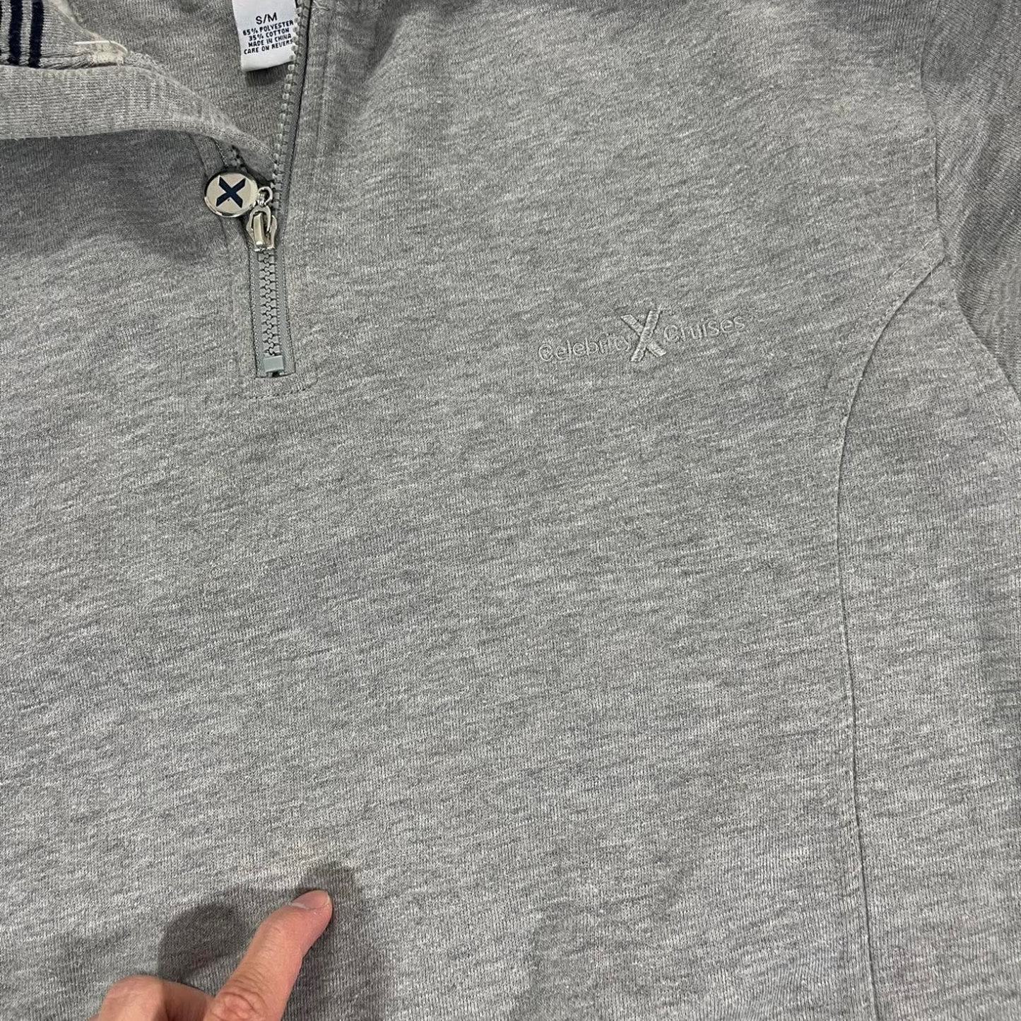 GREY QUARTER ZIP SWEATSHIRT WITH STRIPED AND EMBROIDERED LOGO (M)