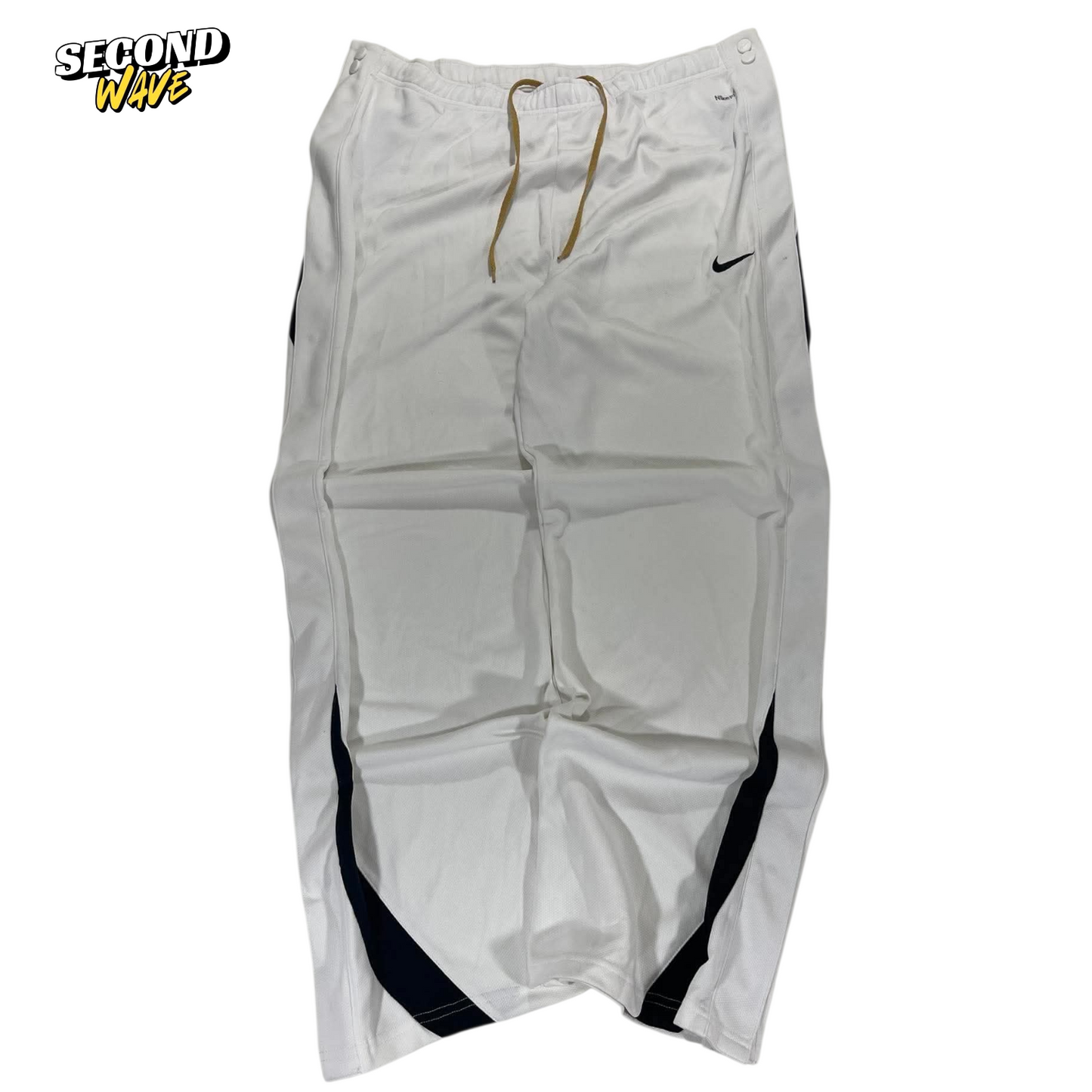 VINTAGE SNAP ON NIKE WHITE TRACK PANTS (L-XL)