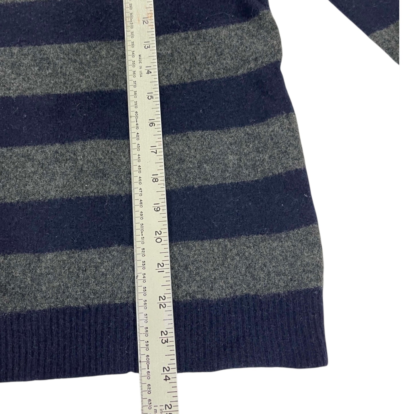 VINTAGE 100% LAMBSWOOL POLO RALPH LAUREN NAVY BLUE STRIPED SWEATER (L)