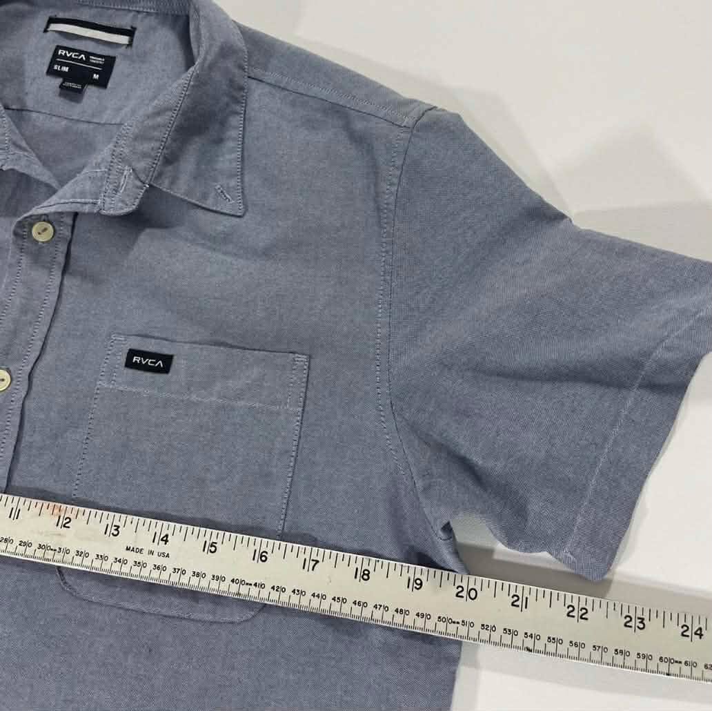 RVCA BLUE BUTTON UP SHIRT (M)
