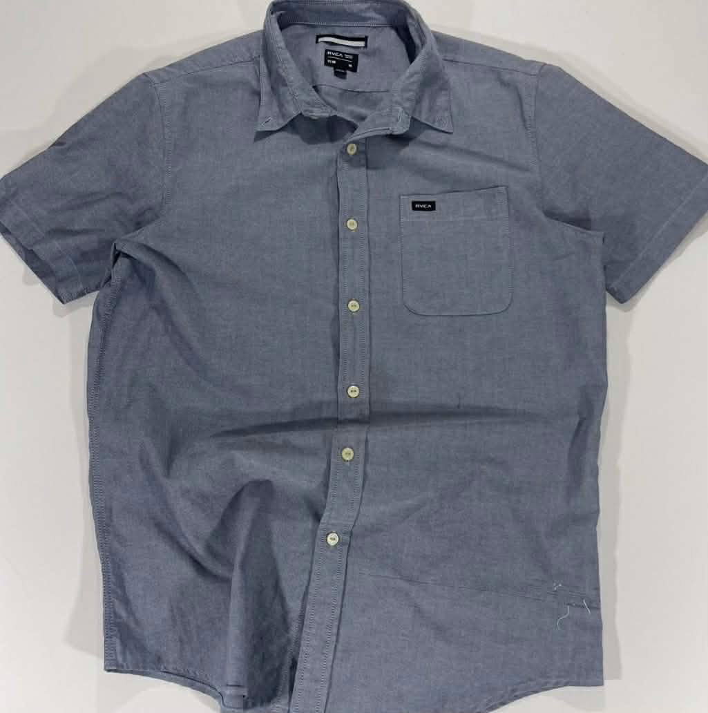 RVCA BLUE BUTTON UP SHIRT (M)