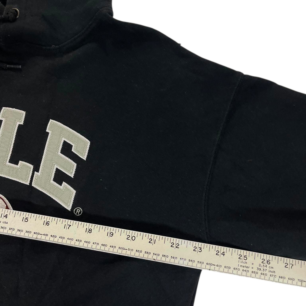 VINTAGE EMBROIDERED YALE BLACK HOODIE (L - XL)