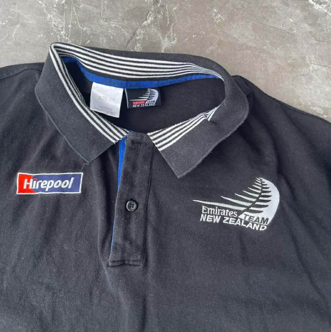 EMIRATES TEAM NEW ZEALAND BLACK POLO SHIRT (2XL)