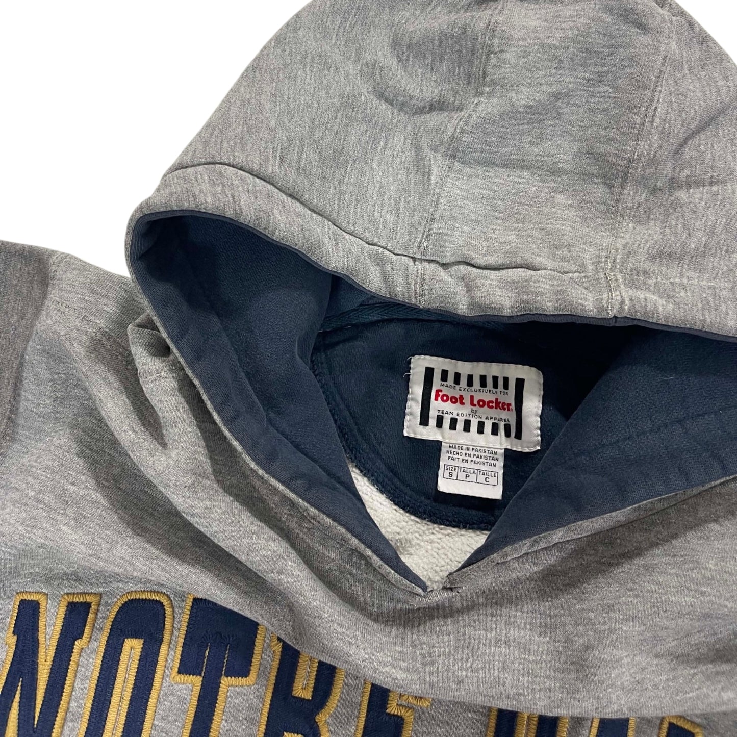 VINTAGE EMBROIDERED NOTRE DAME HOODIE (L)
