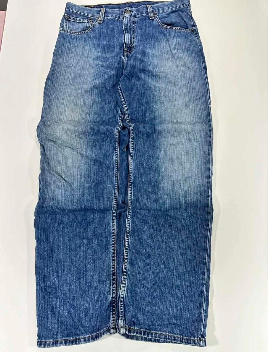 VINTAGE LEVI'S BLUE JEANS (32/33)