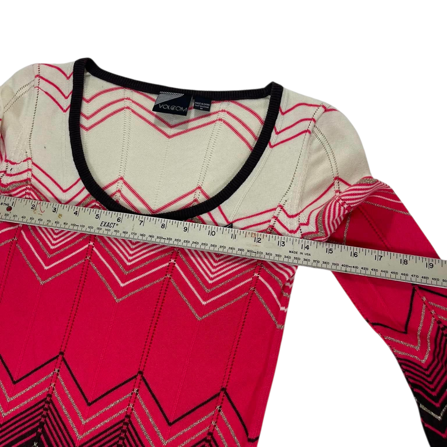 VOLCOM PINK & BLACK STRIPED LONG SLEEVE TOP (M)