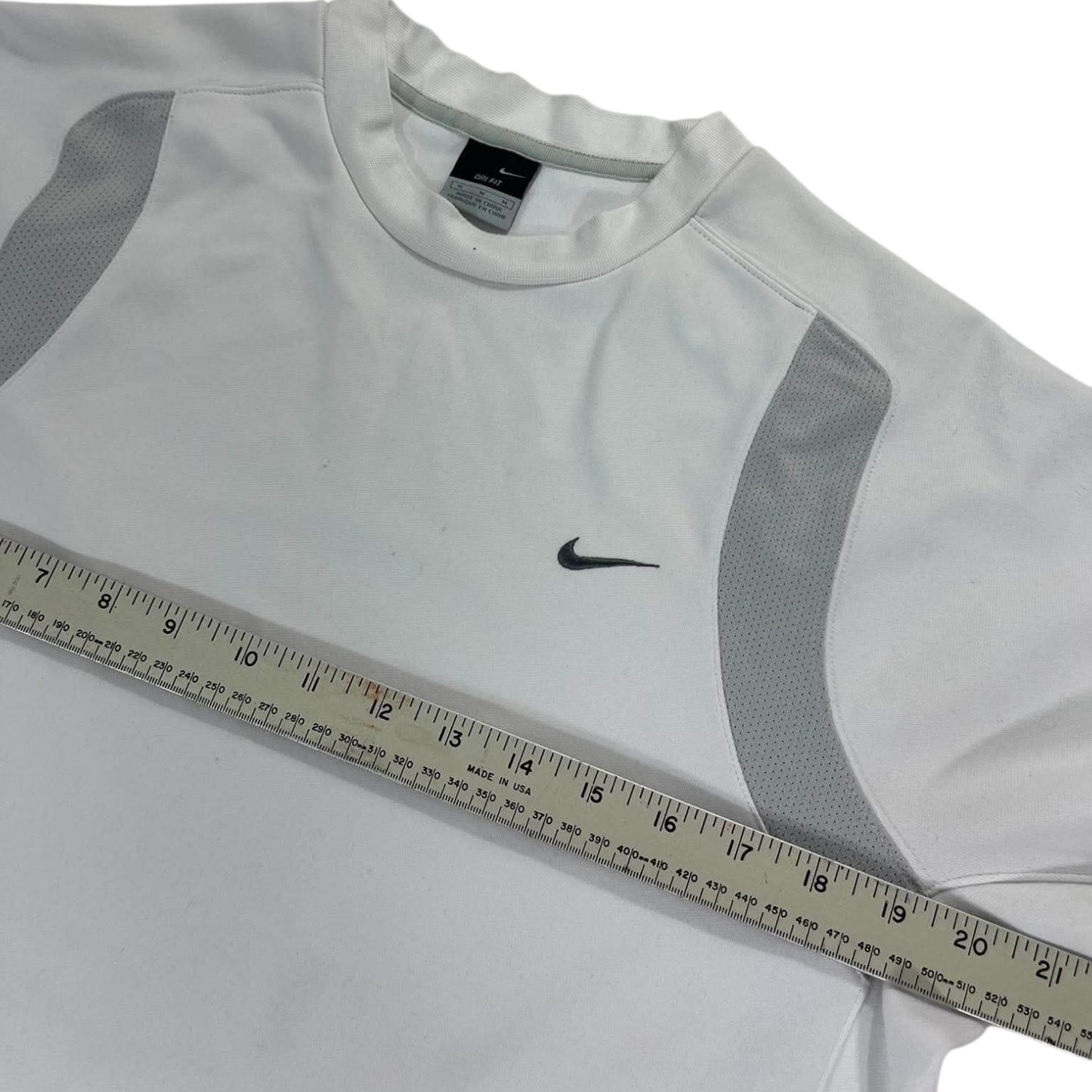 NIKE WHITE LONG SLEEVE (M)