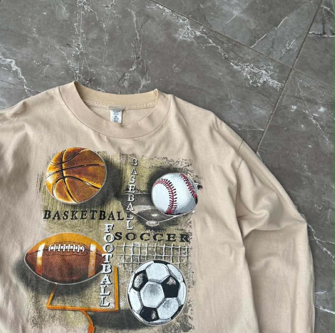 90s SPORTS GRAPHIC BASKETBALL, SOCCER LONG SLEEVED SHIRT (M-L)