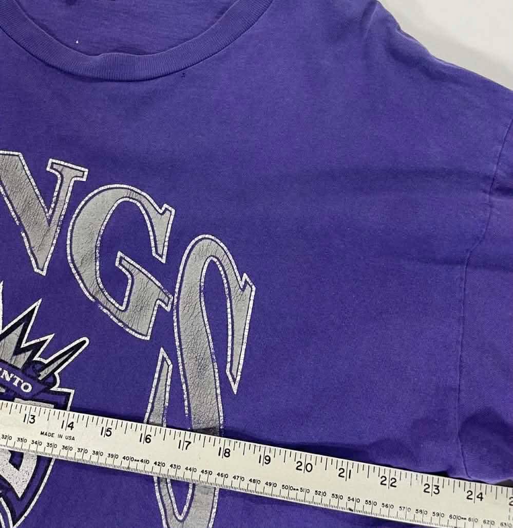 VINTAGE SACRAMENTO KINGS NBA TEE (XL)
