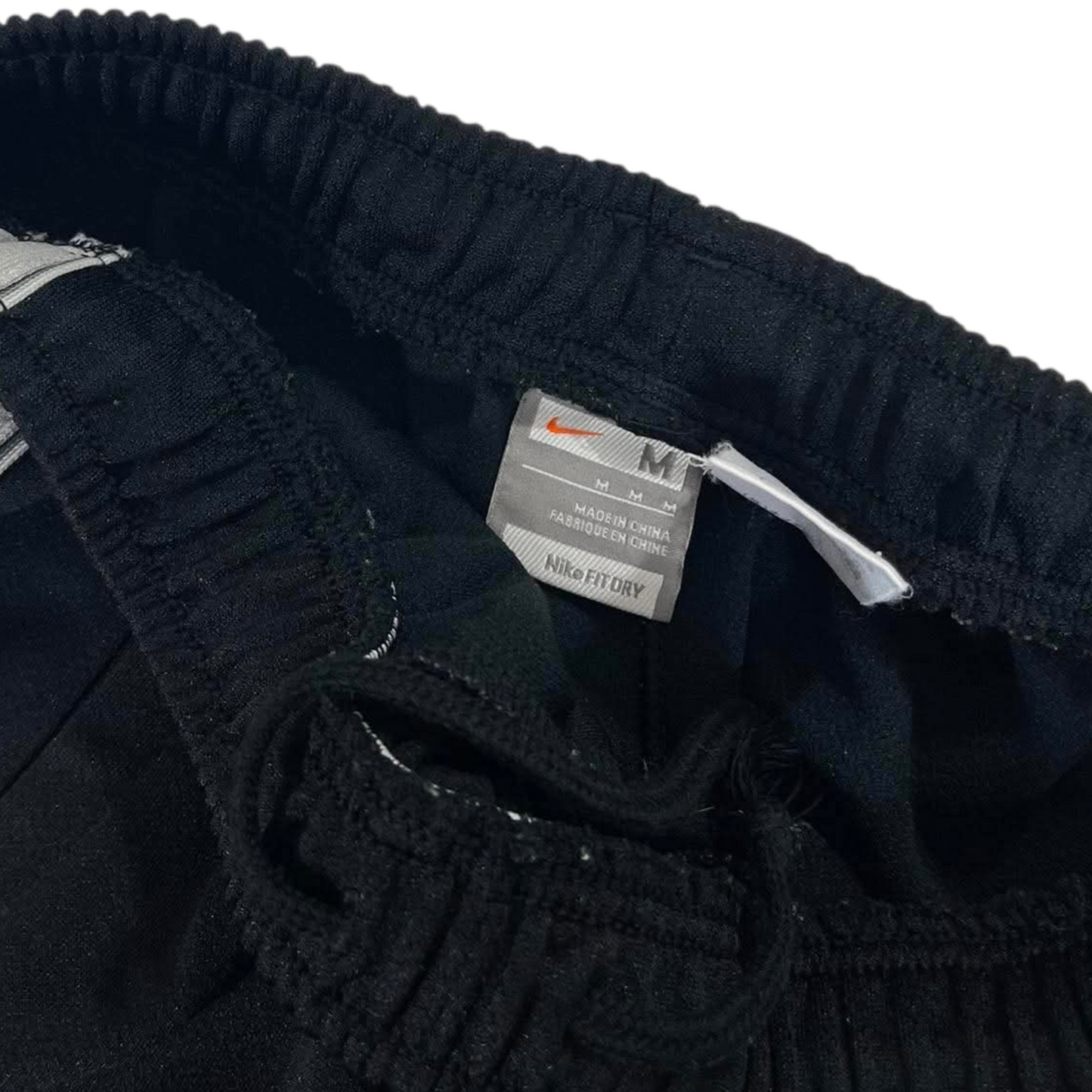 Y2K NIKE BLACK AND WHITE TRACKPANTS (M) ⁵