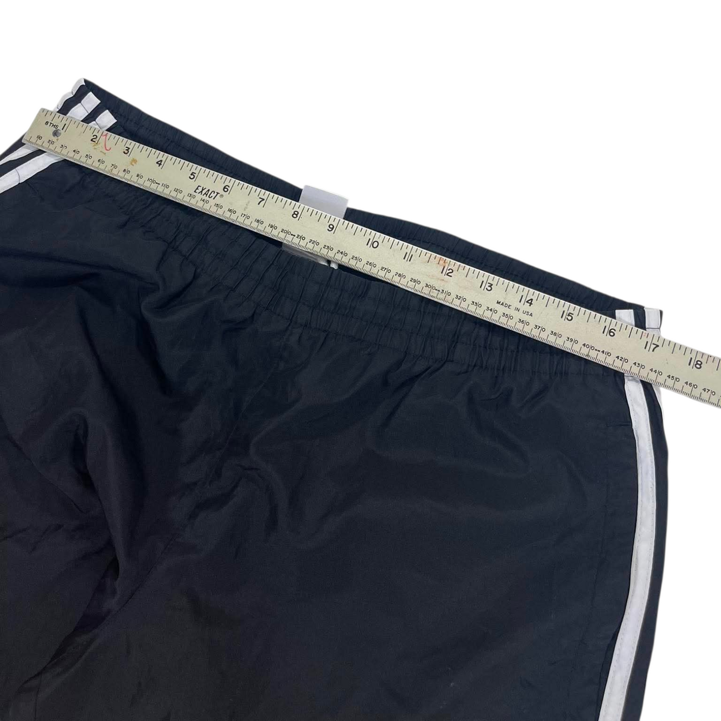 VINTAGE ADIDAS BLACK BAGGY TRACK PANTS (42-44)