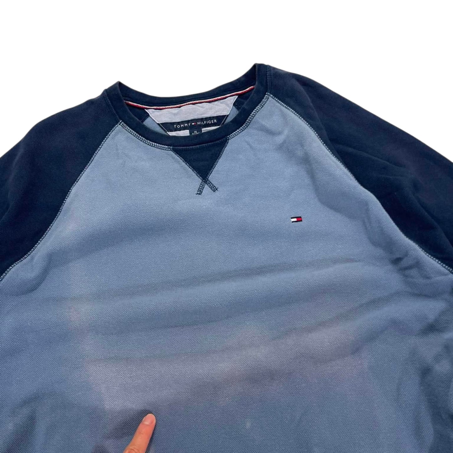 FADED TOMMY HILFIGER NAVY BLUE SWEATSHIRT (L)
