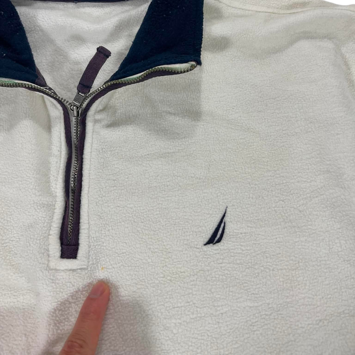 NAUTICA WHITE QUARTER ZIP FLEECE (XL)