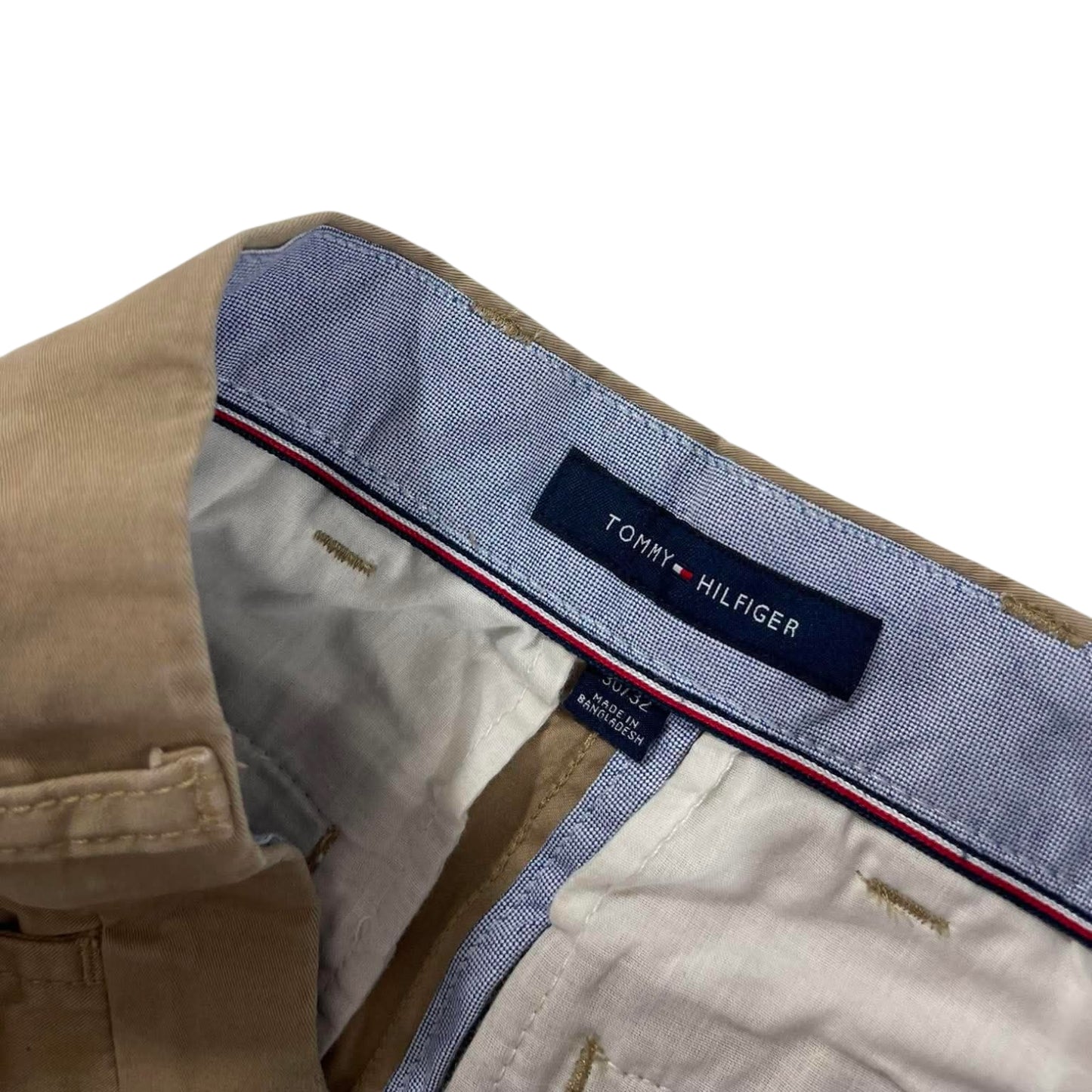 TOMMY HILFIGER TAN CHINO PANTS (30-32)