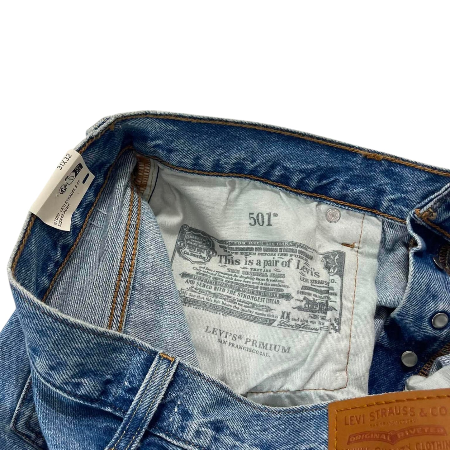 BRANDNEW LEVI'S 501 BLUE JEANS (32)