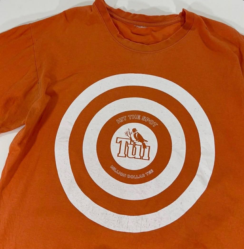 VINTAGE TUI HIT THE SPOT SHIRT (L)