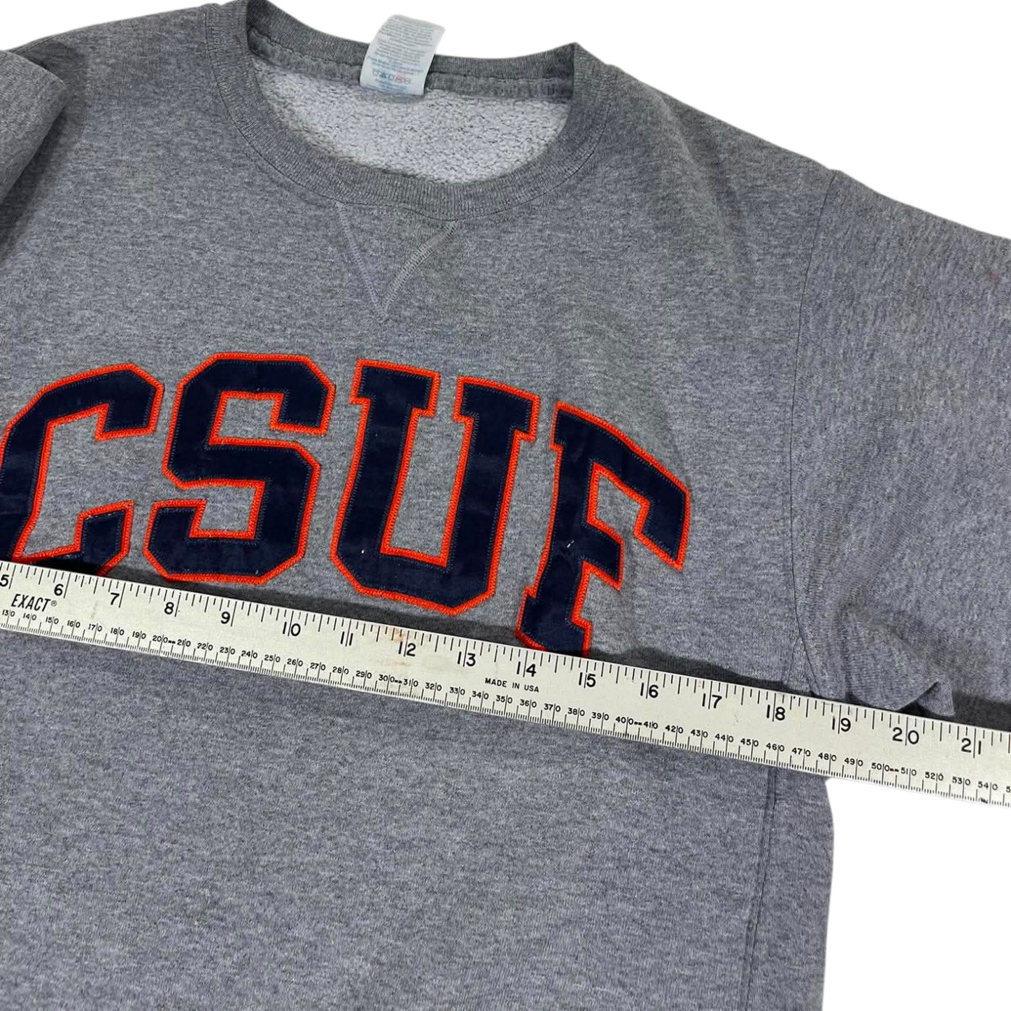 RUSSELL ATHLETIC GREY CSUF CREWNECK SWEATSHIRF (M)