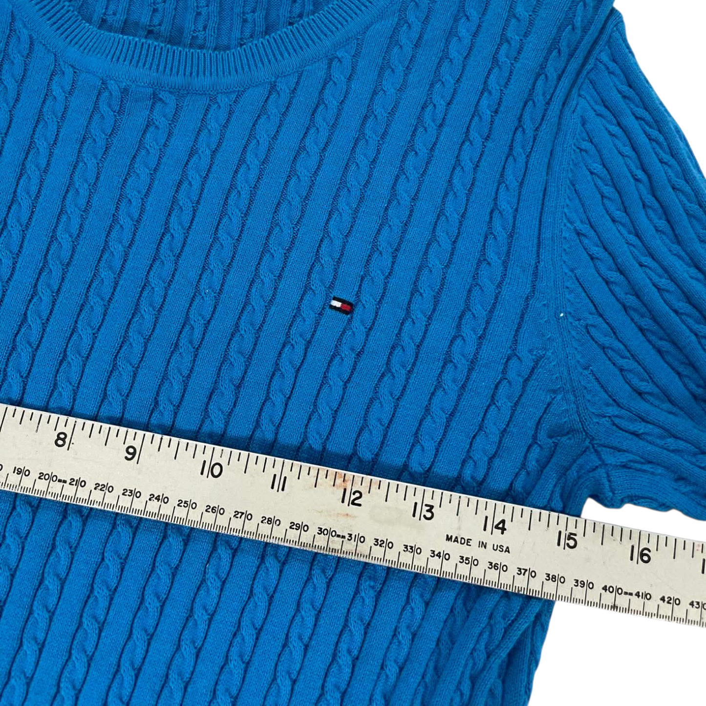 TOMMY HILFIGER BLUE CABLE KNIT SWEATER (S-M)
