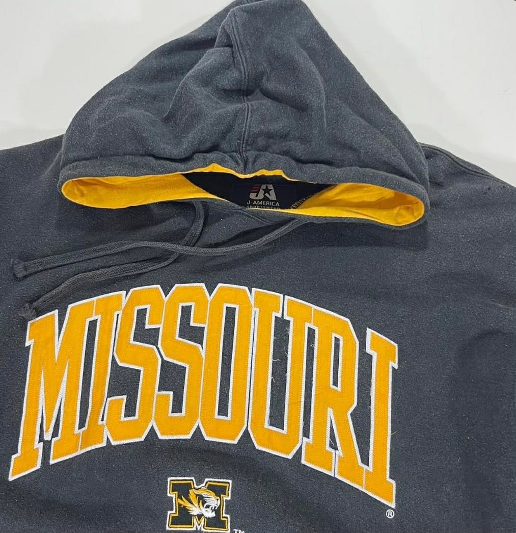 VINTAGE MISSOURI TIGERS BLACK HOODIE (L)