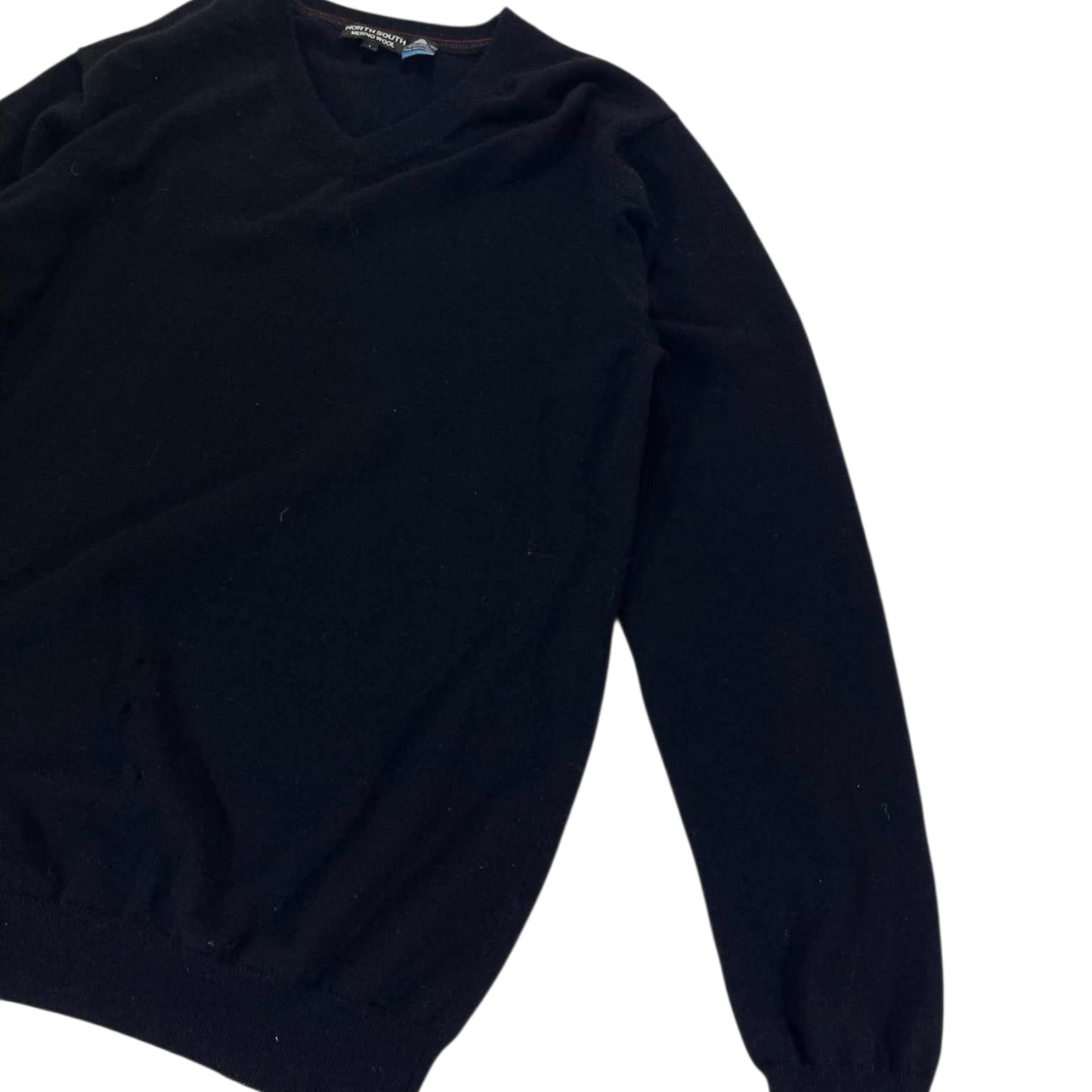 NORTH SOUTH 100% BLACK MERINO WOOL SWEATER (L)