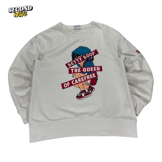VINTAGE EMBROIDERED BETTY BOOP X T.O. THE QUEEN OF CAREFREE WHITE SWEATSHIRT (M)