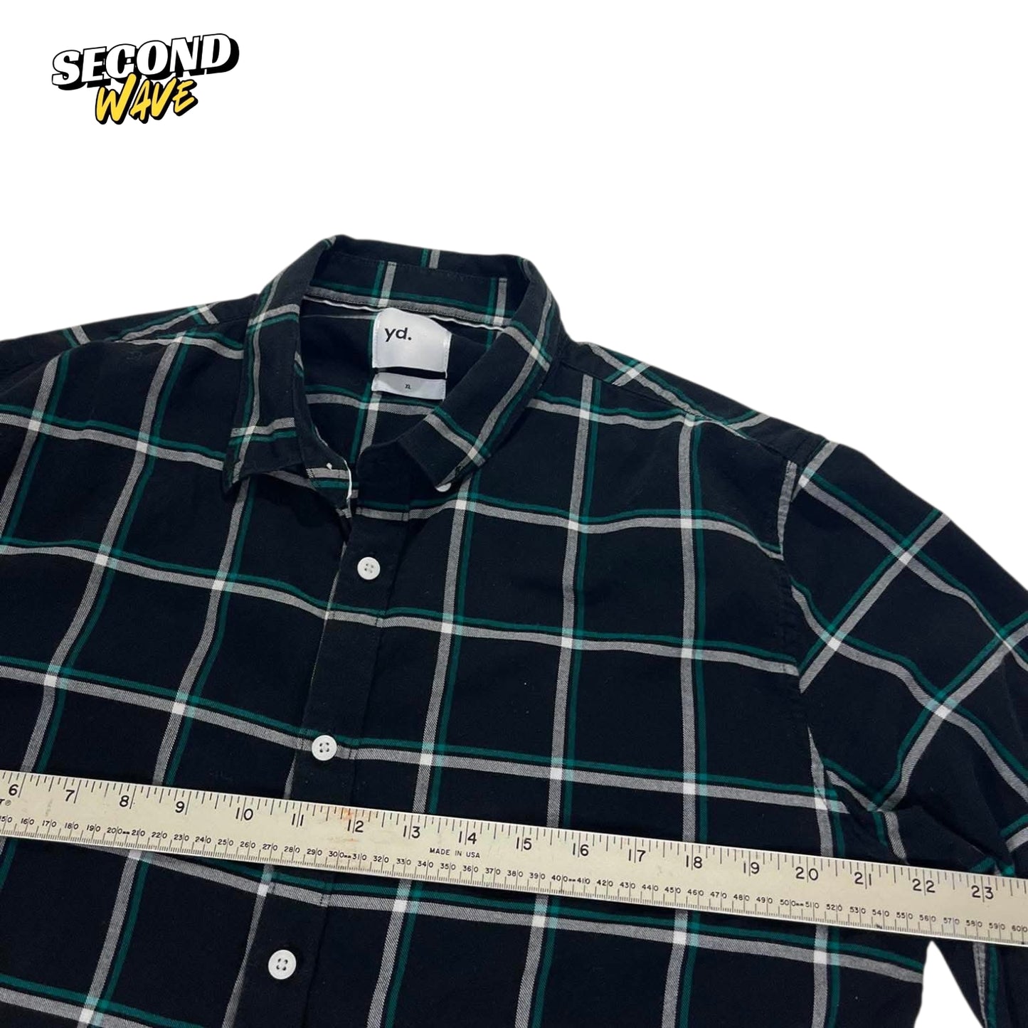 YD BLACK & GREEN PLAID BUTTON UP SHIRT (L)
