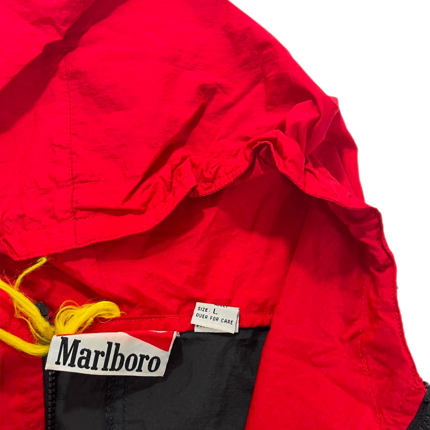 90S MARLBORO RED & BLACK WINDBREAKER (L)
