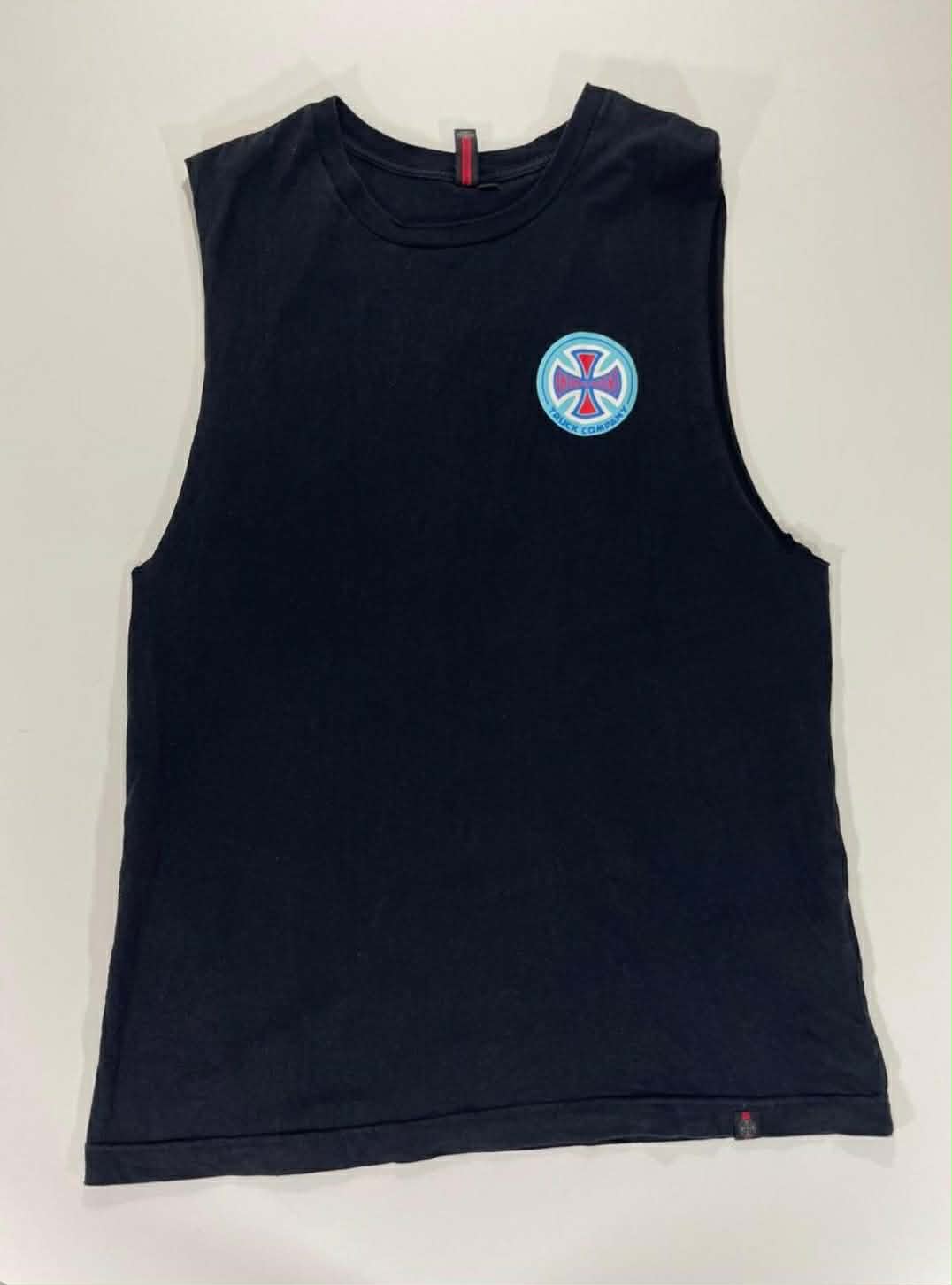 INDEPENDENT TRUCK COMPANY BLACK TANK TOP (M-L)
