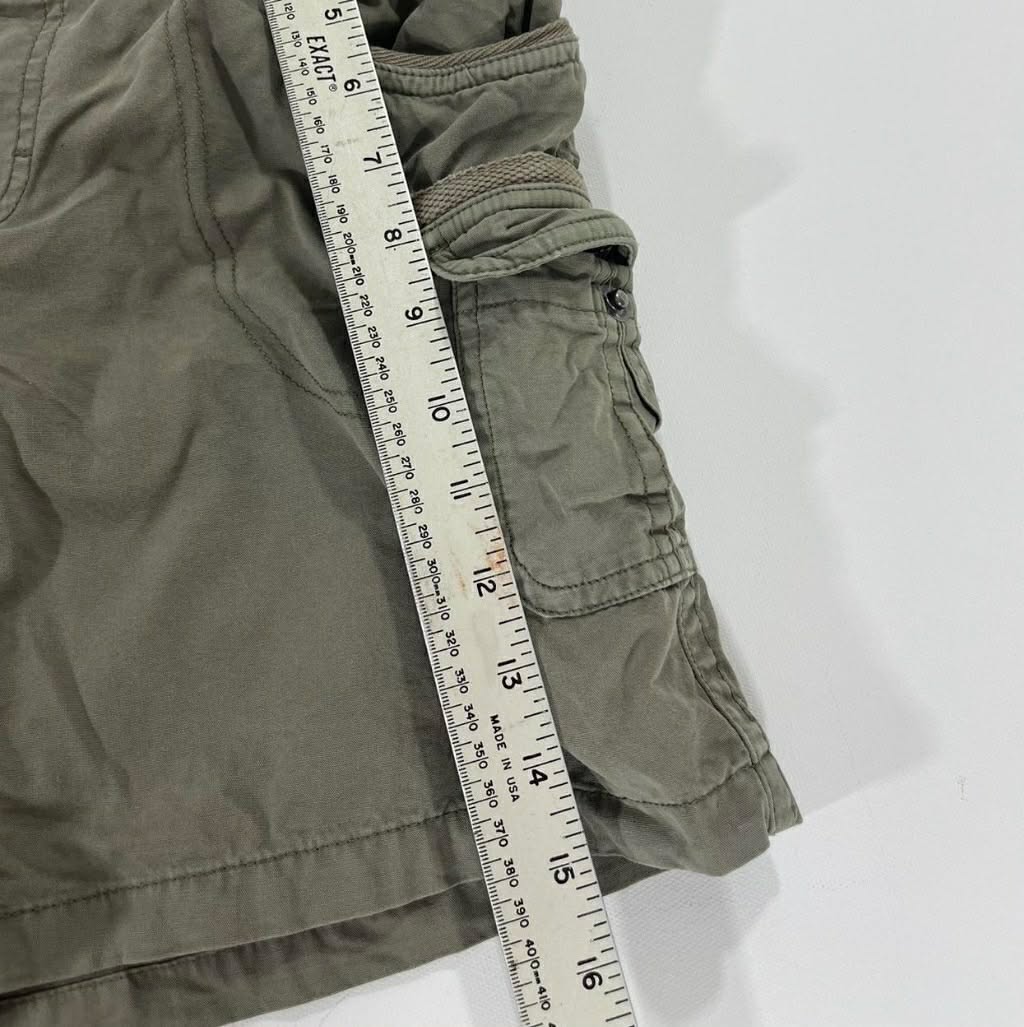 RIP CURL KHAKI CARGO SHORTS WITH ADJUSTABLE WAIST AND POCKETS (10)