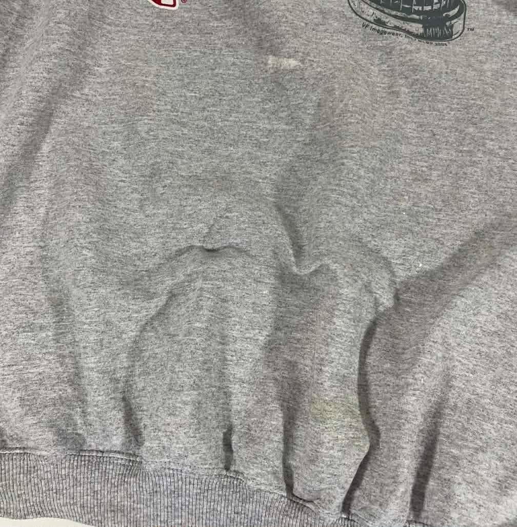 2004 BOSTON RED SOX WORLD SERIES CHAMPIONS GREY CREWNECK SWEATSHIRT (XL-XXL)