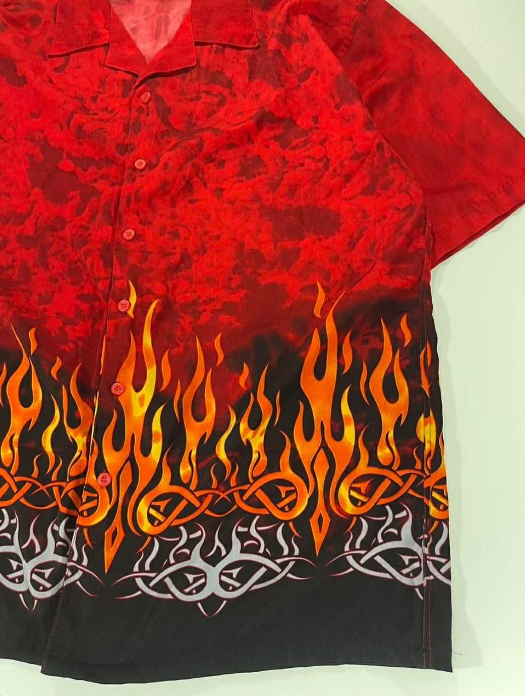 Y2K RED FLAME BUTTON UP SHIRT WITH A UNIQUE DESIGN