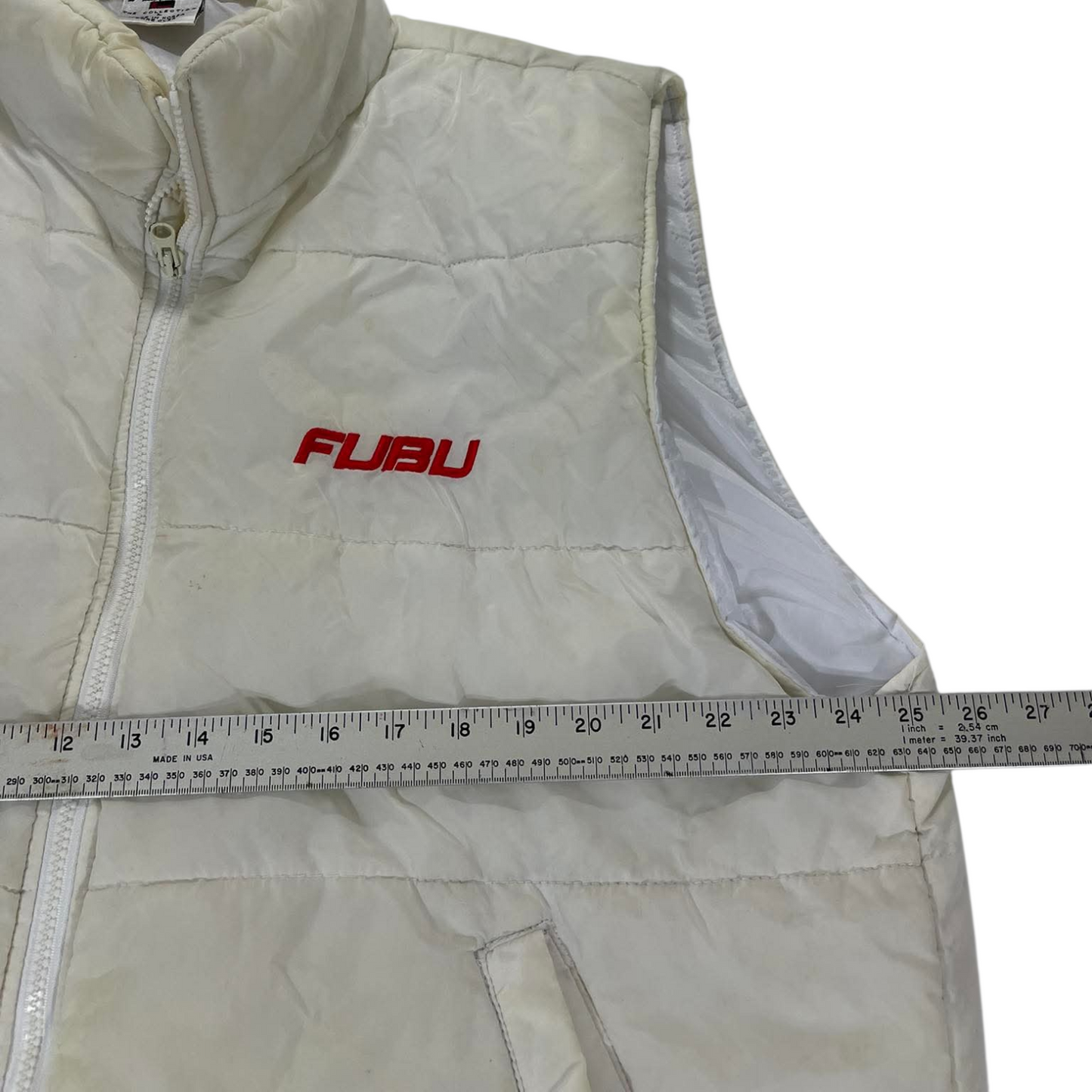 VINTAGE TRASHED FUBU WHITE PUFFER VEST (L)
