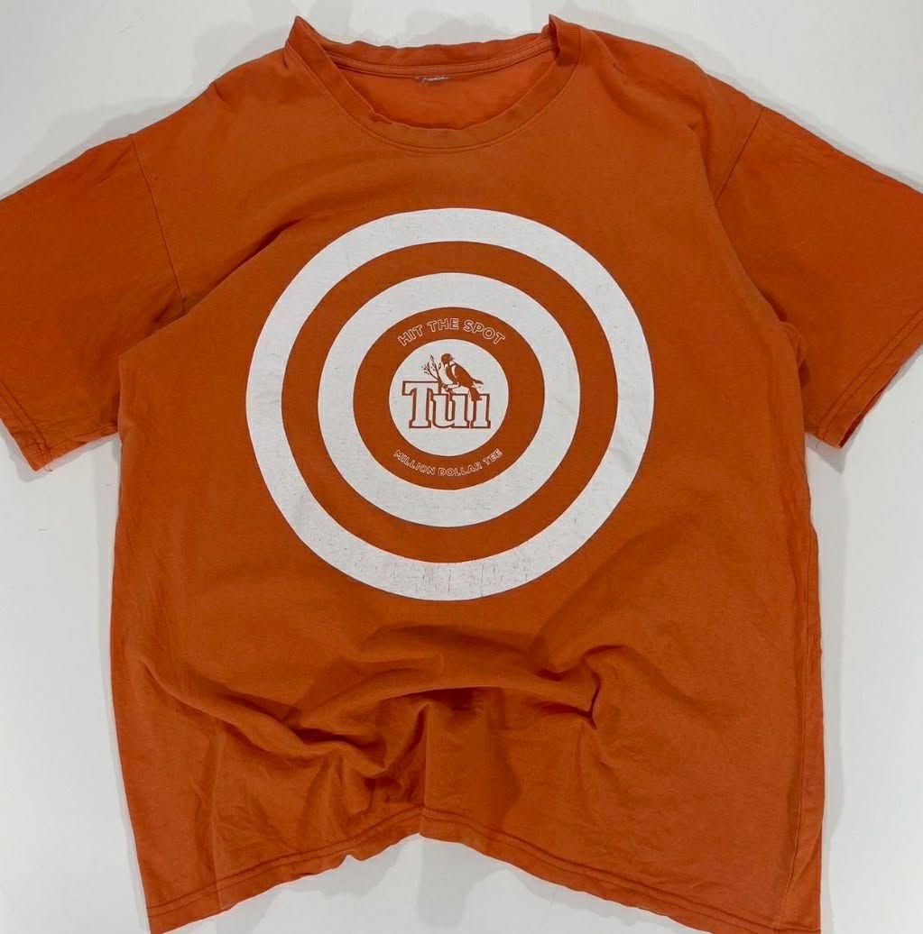 VINTAGE TUI HIT THE SPOT SHIRT (L)