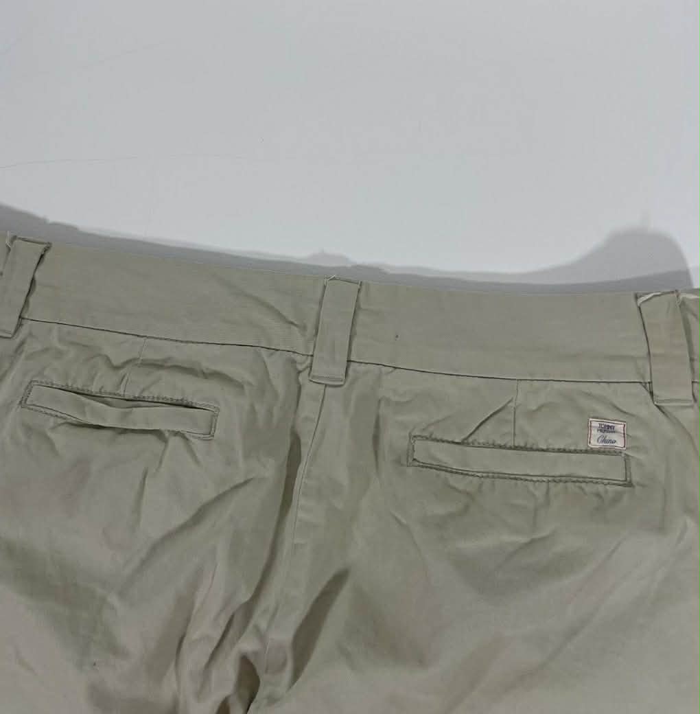 TOMMY HILFIGER KHAKI CHINO SHORTS (16)