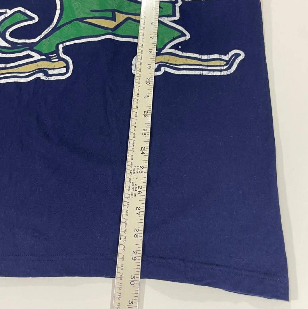 VINTAGE NAVY NOTRE DAME FIGHTING IRISH T-SHIRT (L)