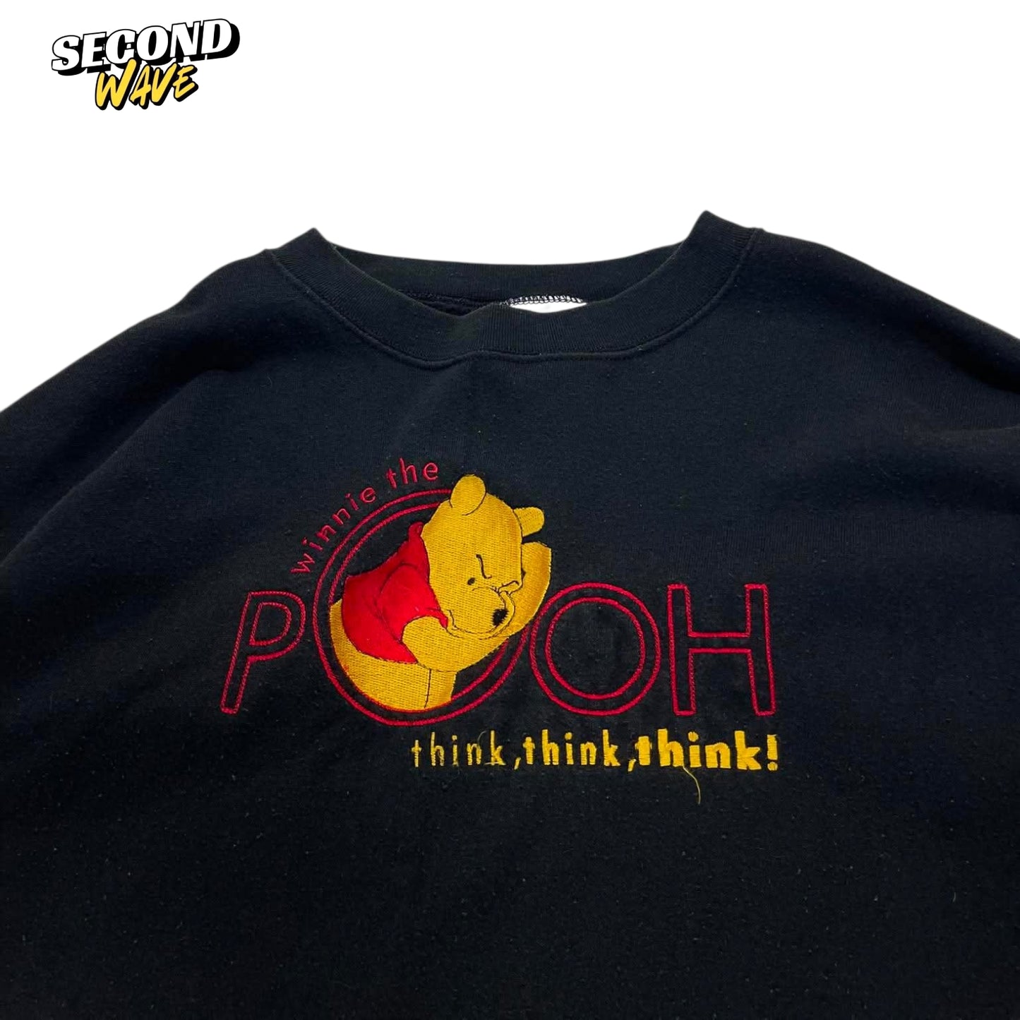 VINTAGE EMBROIDERED DISNEY WINNIE THE POOH SWEATSHIRT (L)
