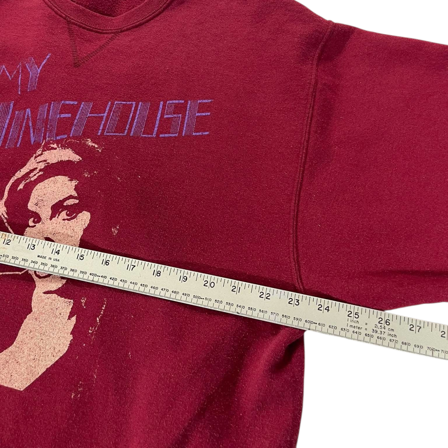 AMY WINEHOUSE BURGUNDY CREWNECK (XL)