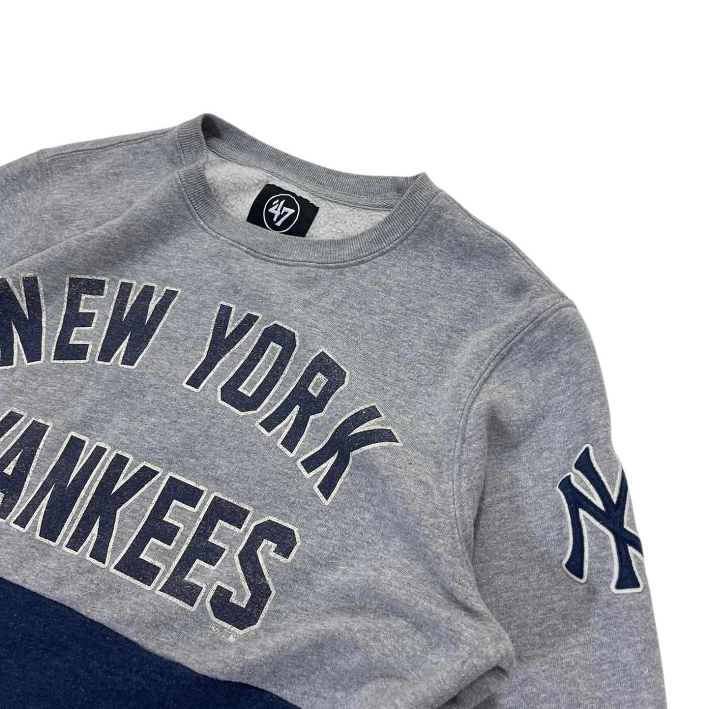 47 NEW YORK YANKEES GREY CREWNECK SWEATSHIRT (M)